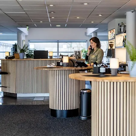 Otel The 4*