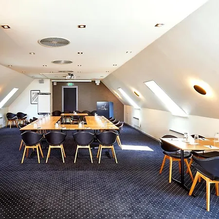 Hotel The