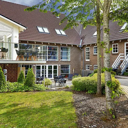 The Hotell 4*